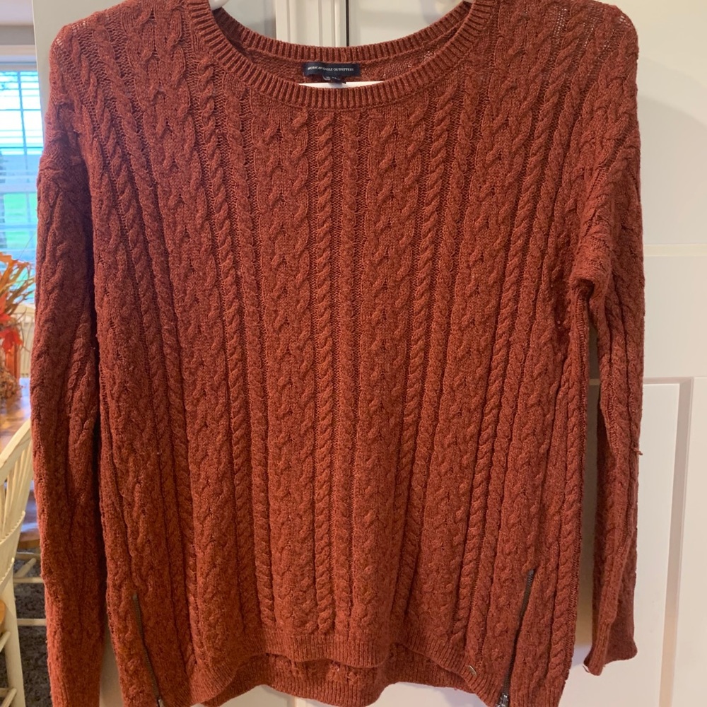 American eagle sweater